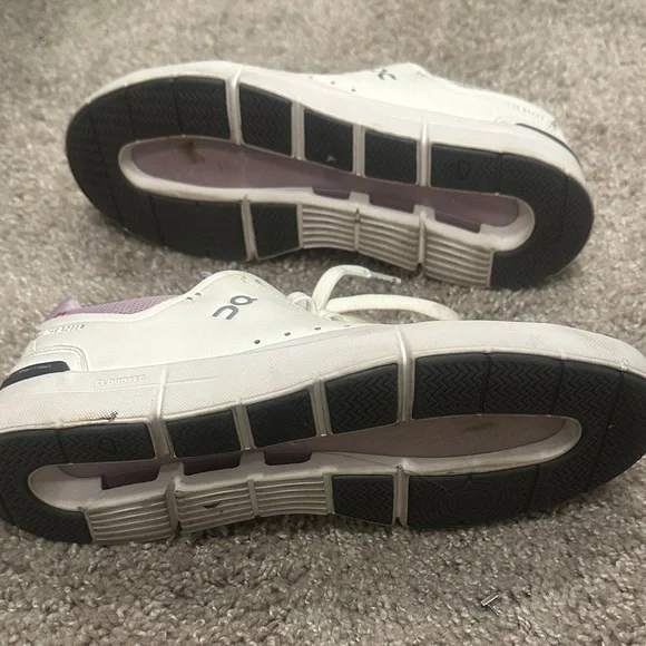 On Rodger Sneakers - Picture 6 of 6